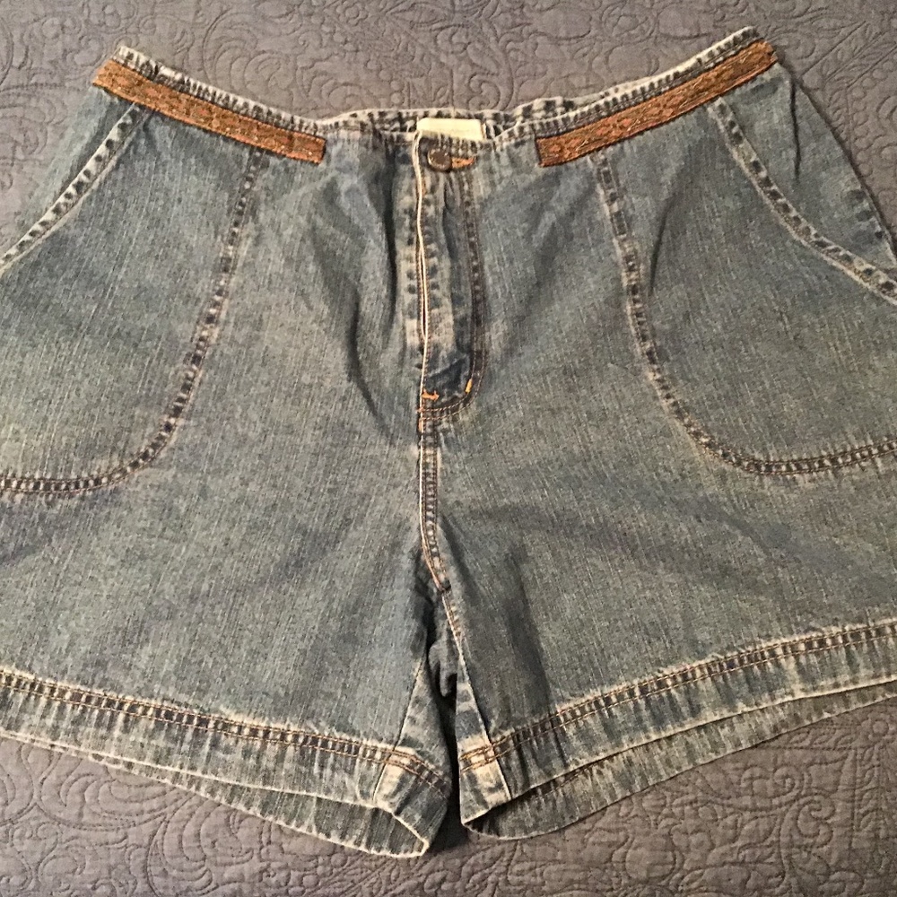 Women’s shorts